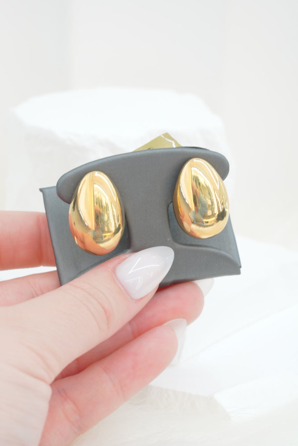 14k Earrings - Golden Egg
