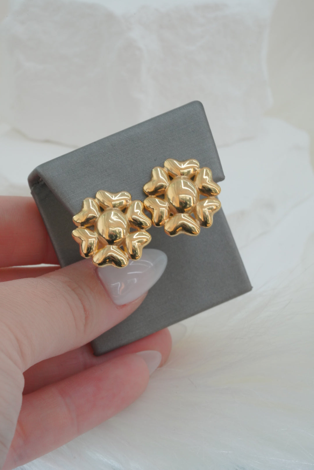 14k Earrings - Flower Open
