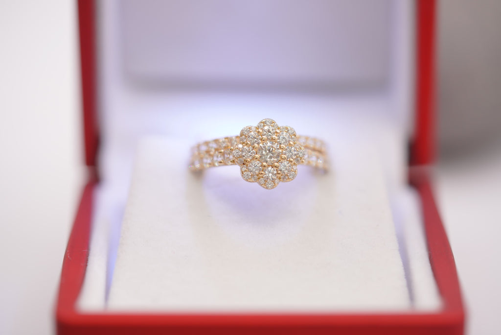 10k Engagement Rings - Duo Flower