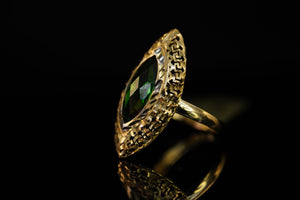 14k Oval Green Crystal Ring