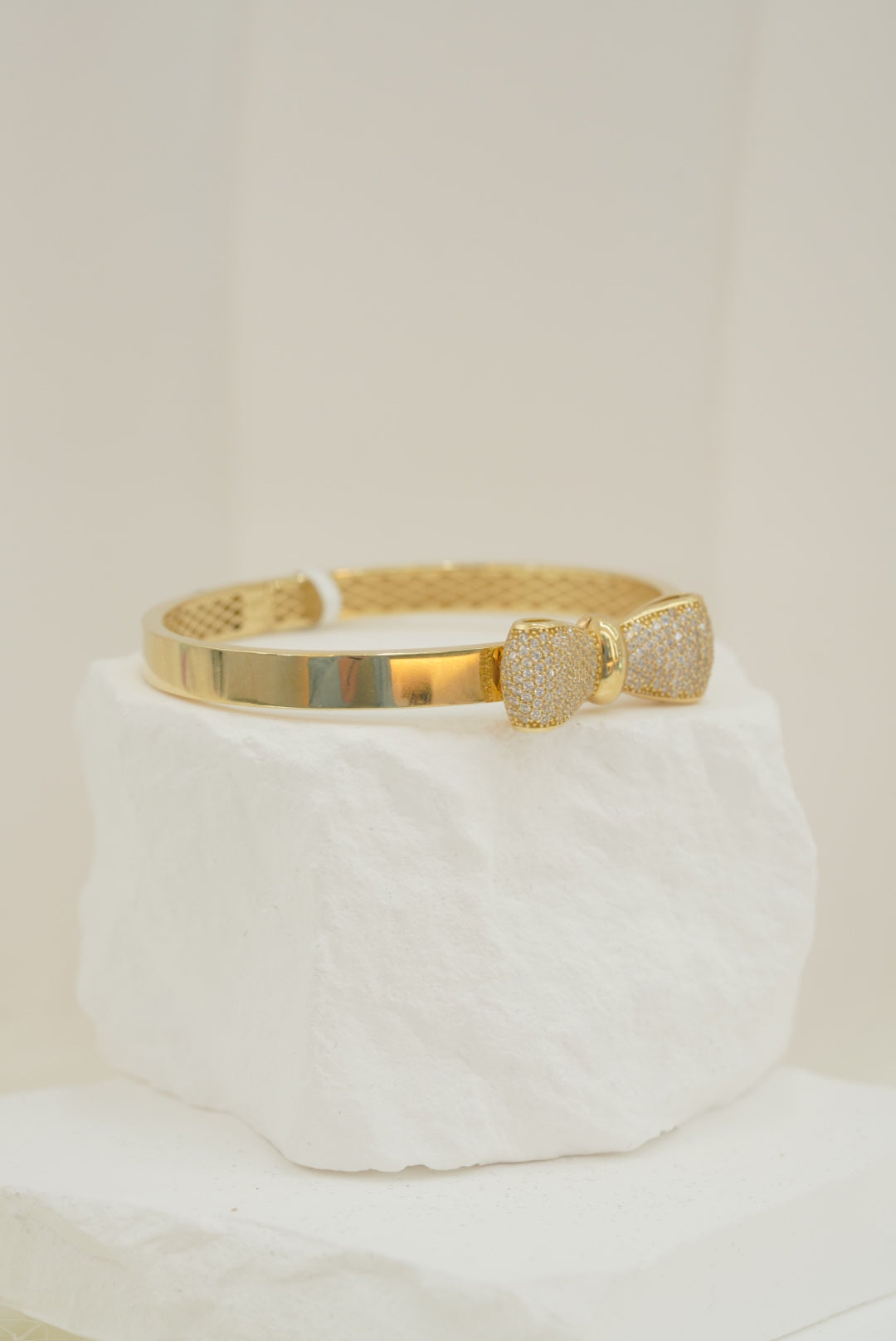 10k Bangle - Bow Princess