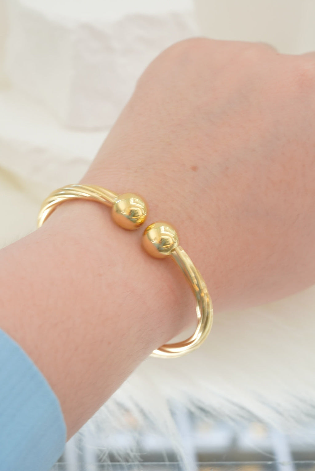 14k Bangle - Two Spheres
