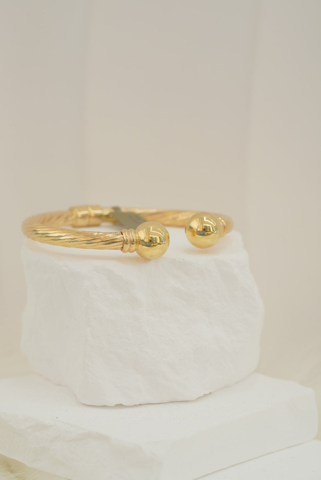 14k Bangle - Two Balls