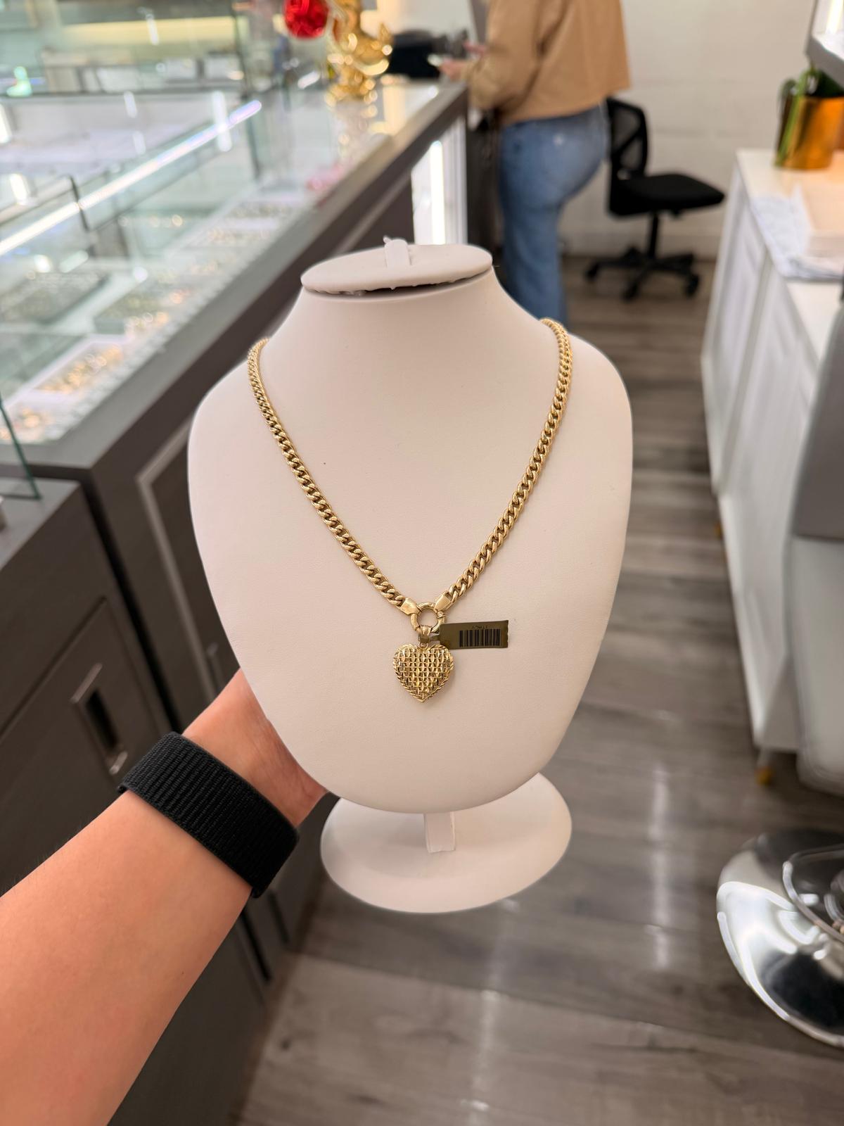 Sets gold 14k 1.800$