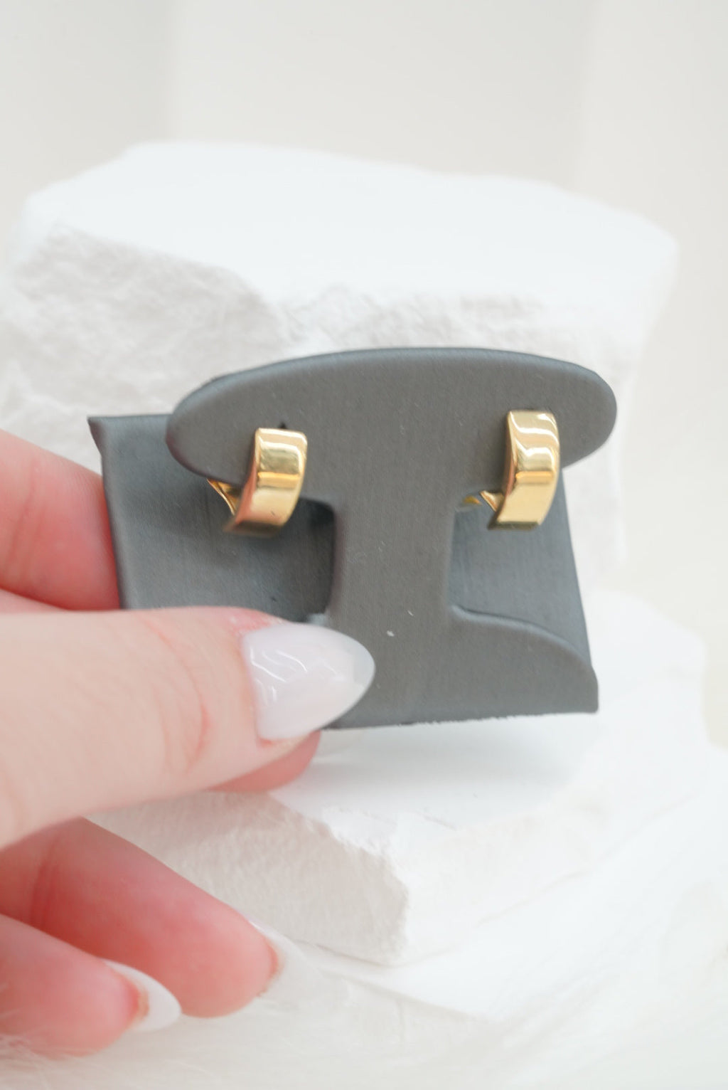 14k Earrings - Semi Hoop Plain