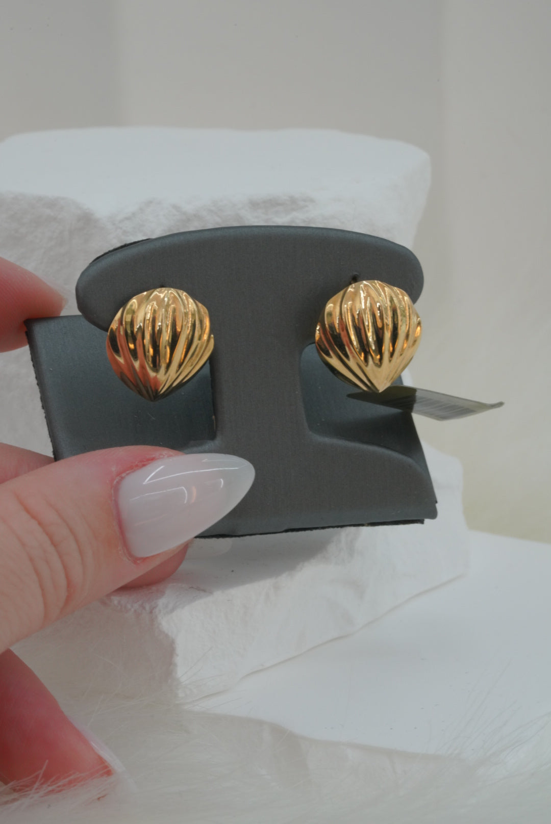 14k Earrings - Puffed Shells
