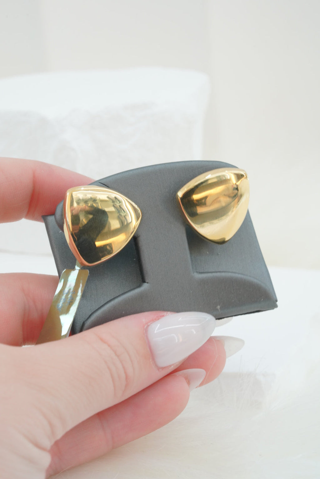 14k Earrings - Puffed Shield