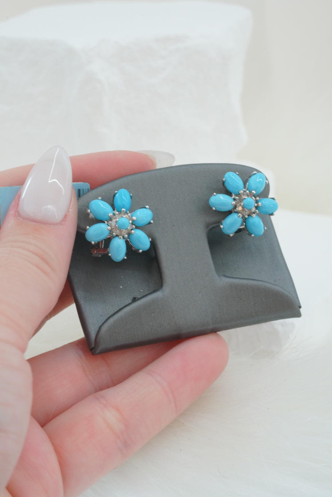 14k Earrings - Diamond Flower