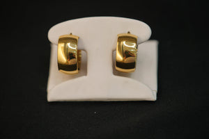 14k Thick and Plane Hoop Earring