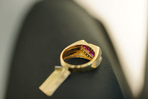 10k Rectangular with White and Pink Crystals Ring