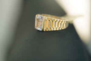 14k Upright Rectangular White Stone Ring