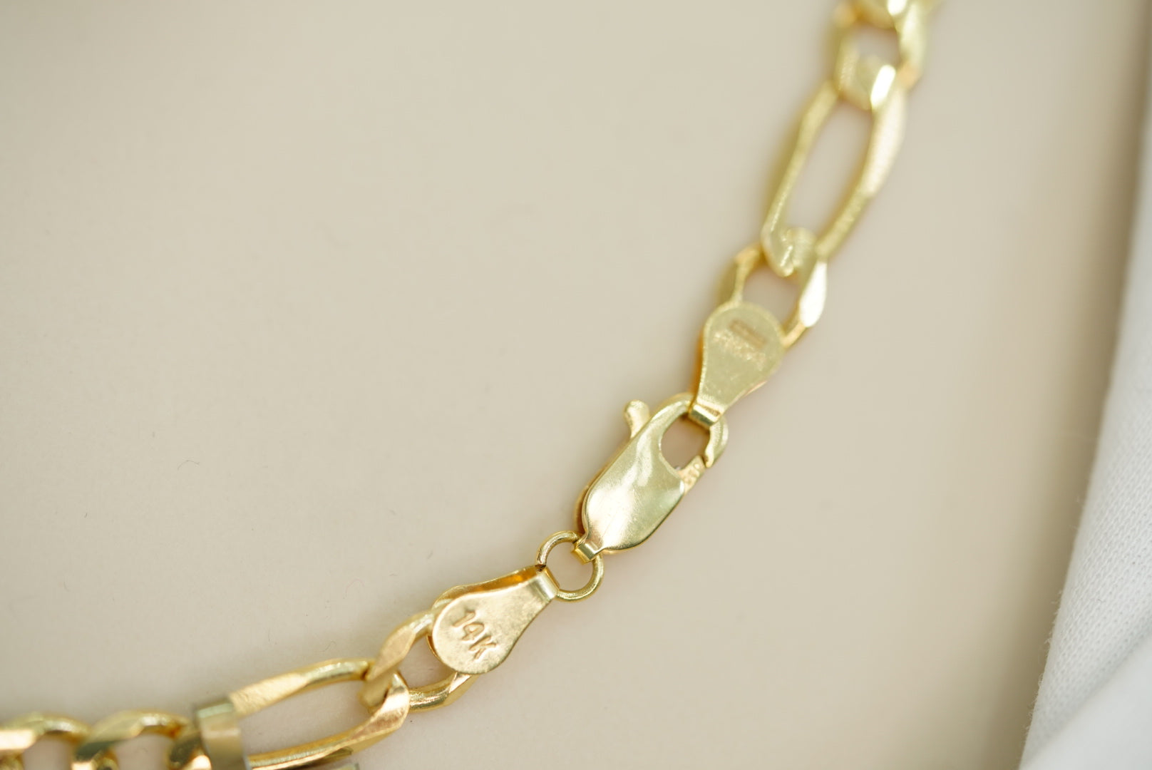 14k Figaro Solid Chain