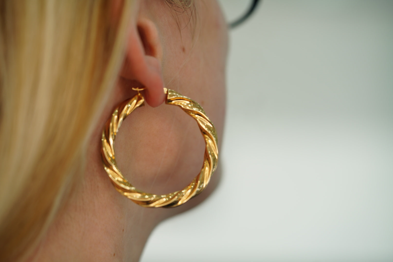 14k Hoop Earring