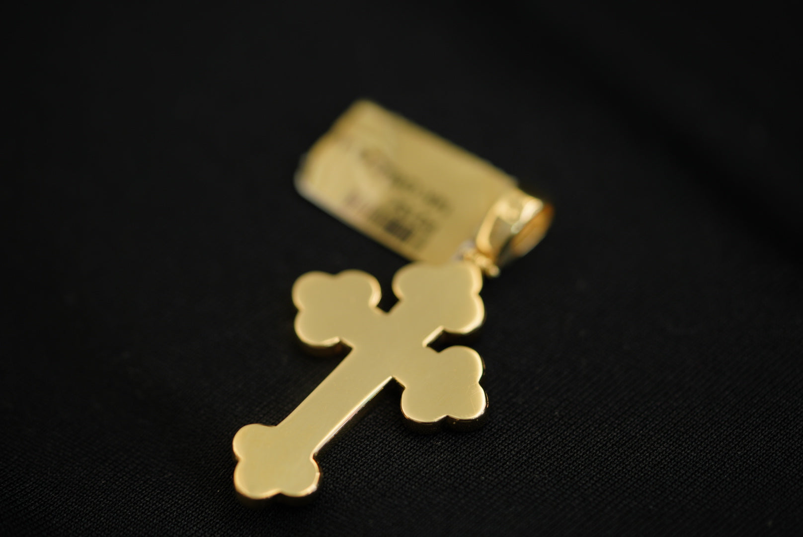 14k Antique Style Outlined Cross Pendant