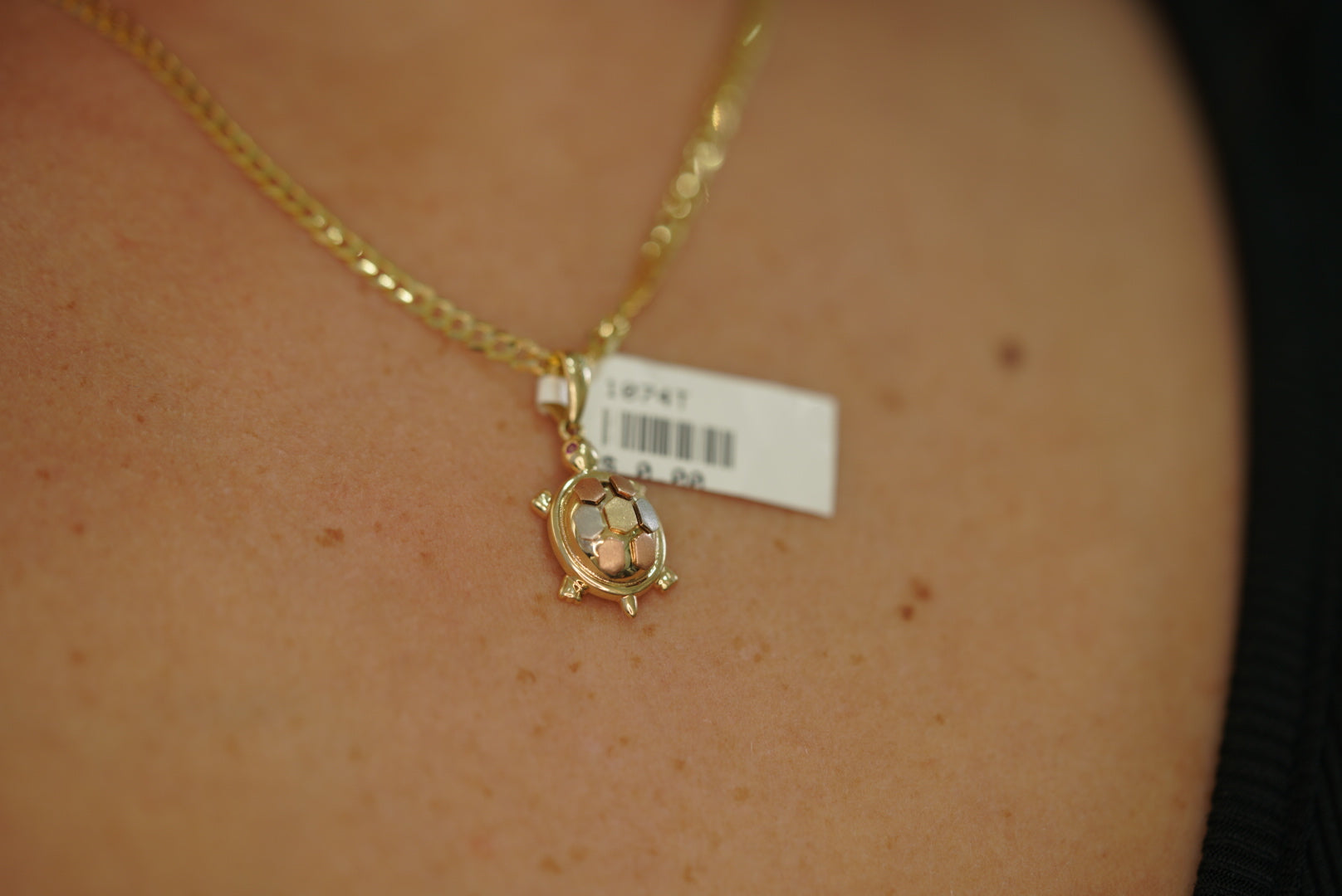 14k Turtle Pendant