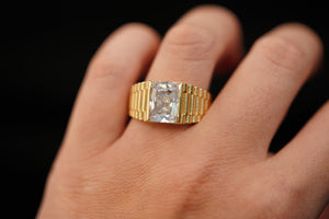 14k Upright Rectangular White Stone Ring