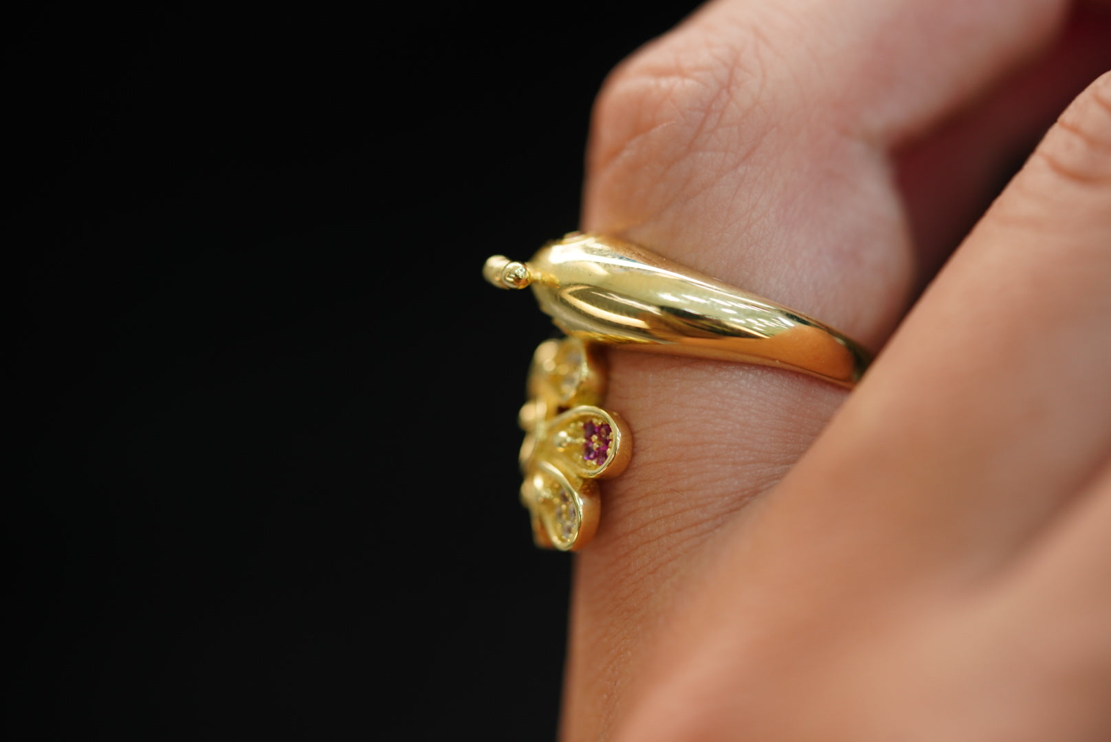 14k Lucky Peacock Ring