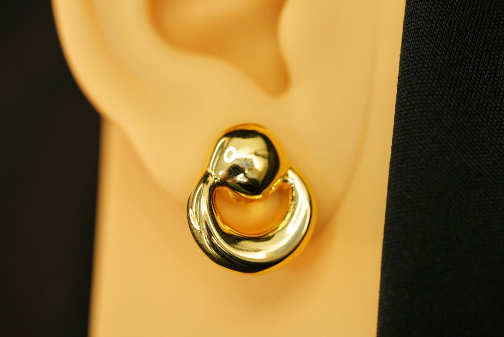 14k Circle Ball Clip Earrings