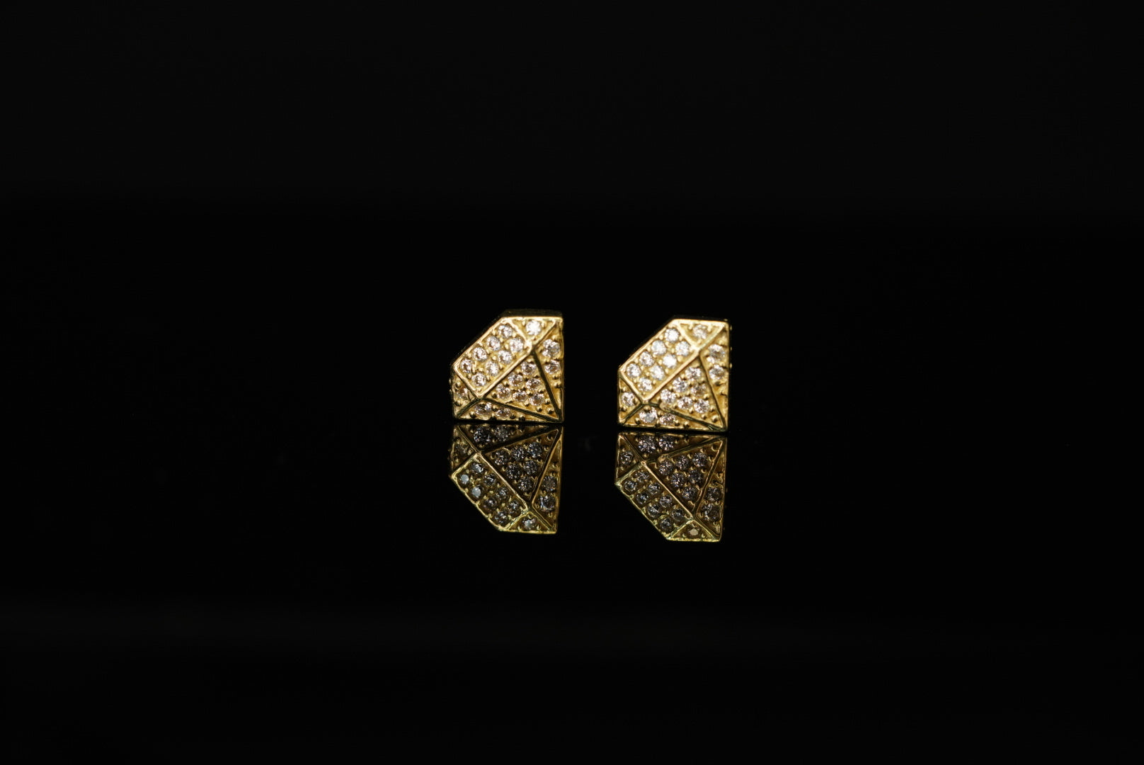10k Diamond with Crystals Earring
