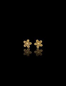 14k Gold Flower Earring