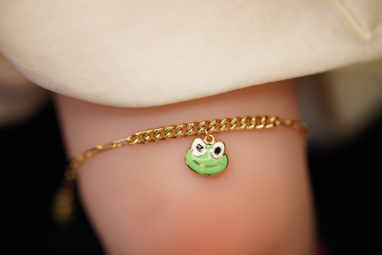 14k Little Frog Bracelet