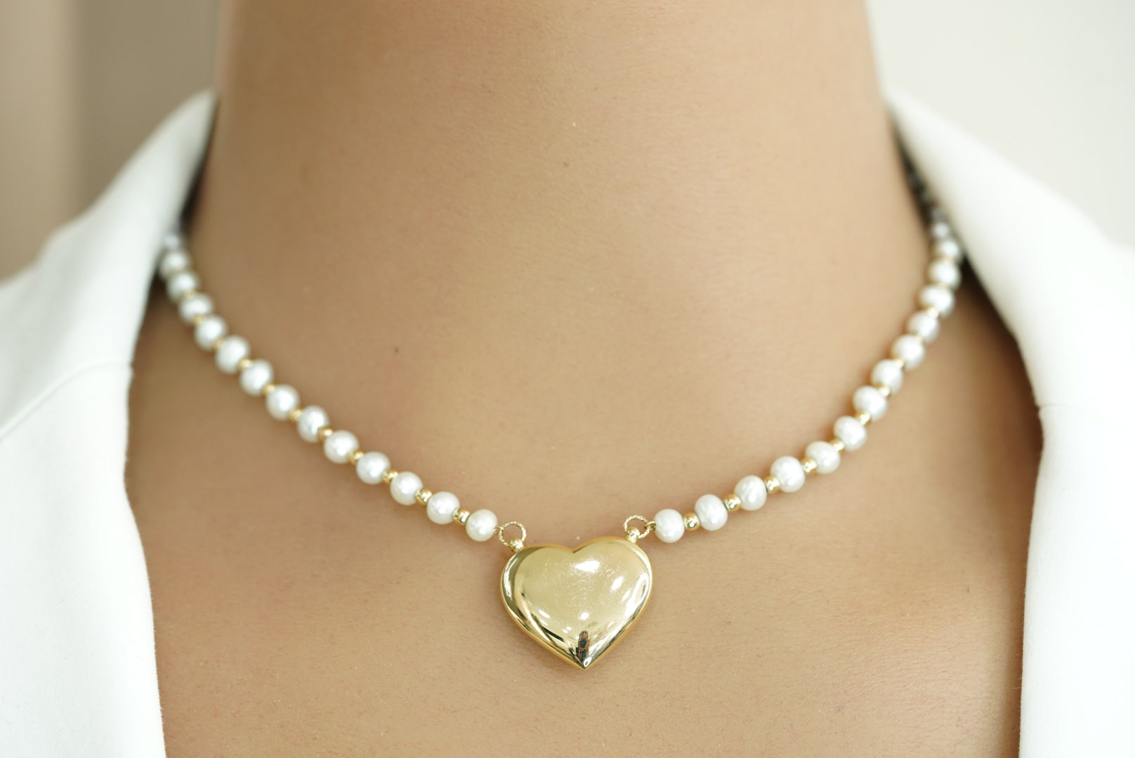 14k Pearls Heart Necklace