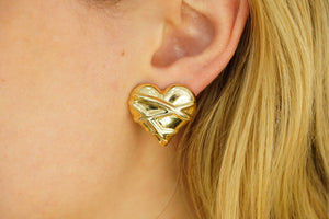 10k Heart with Lines Earring