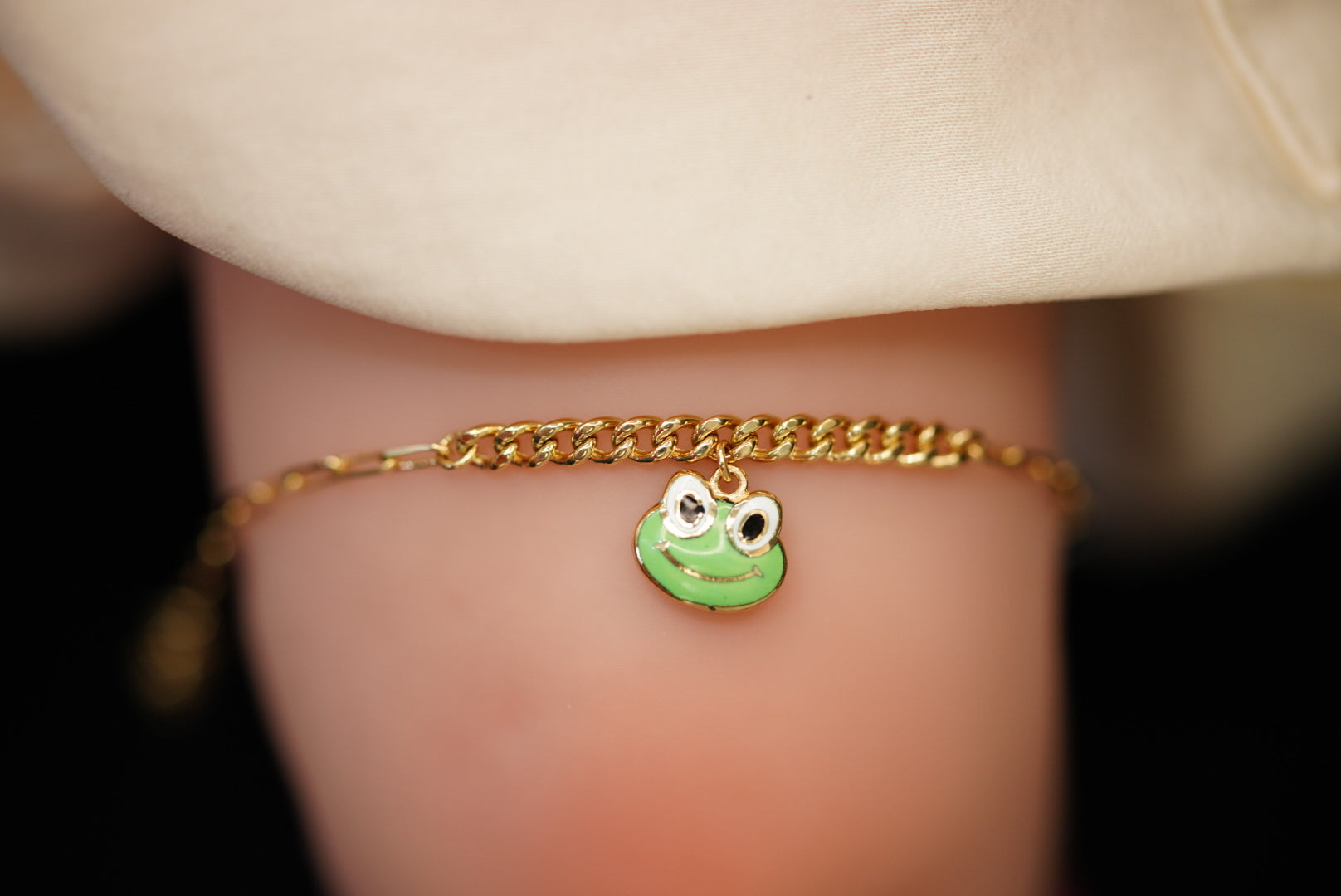 14k Little Frog Bracelet