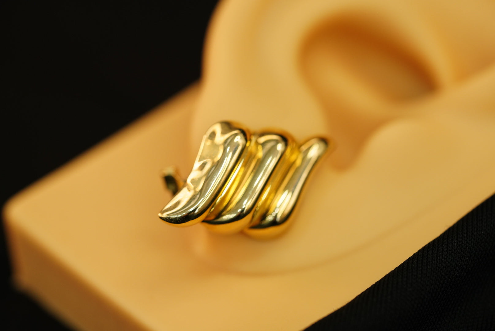 14k Three Waves Clip Earrings