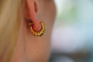14KT Shell Hoop Earring