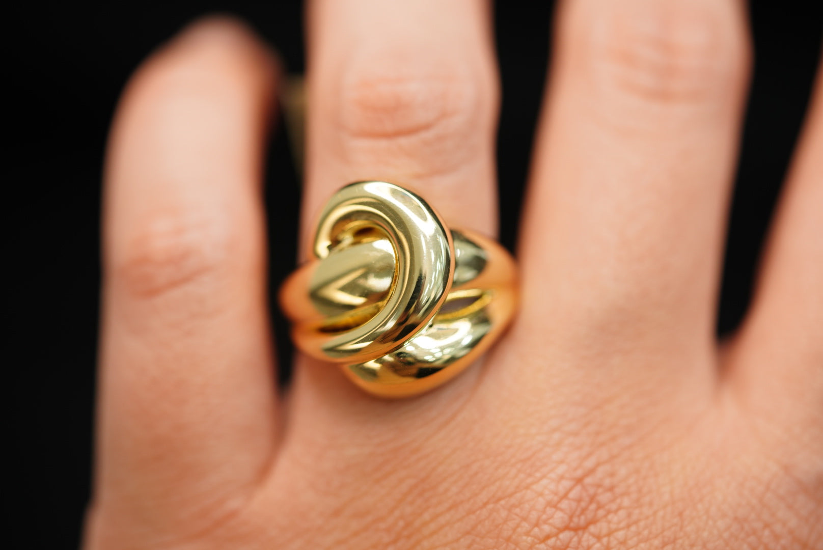 14k Abstract Design Ring