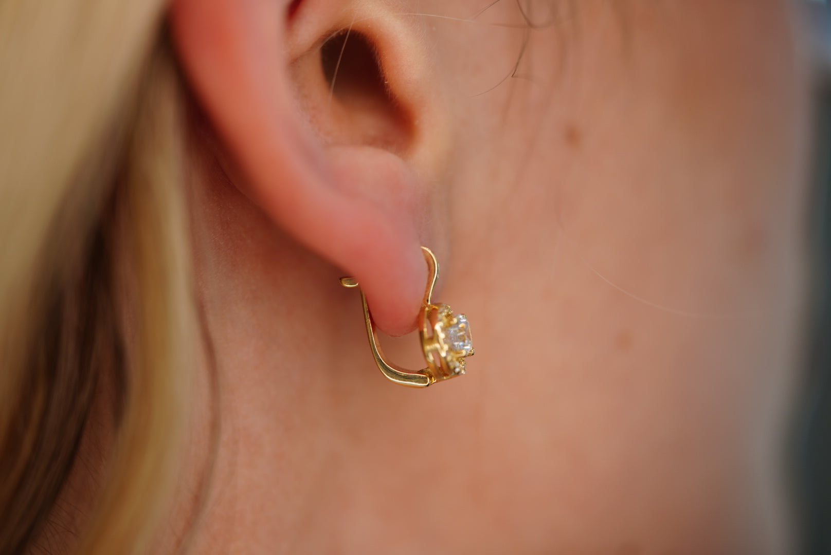 14KT Crystal Earring
