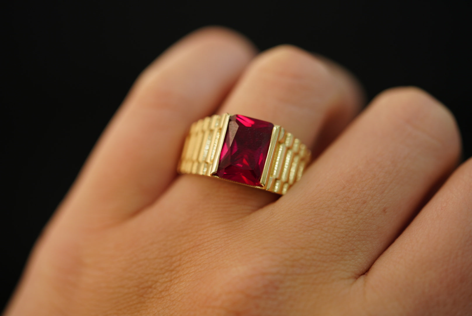 14k Vertical Rectangular Red Crystal Stone Ring