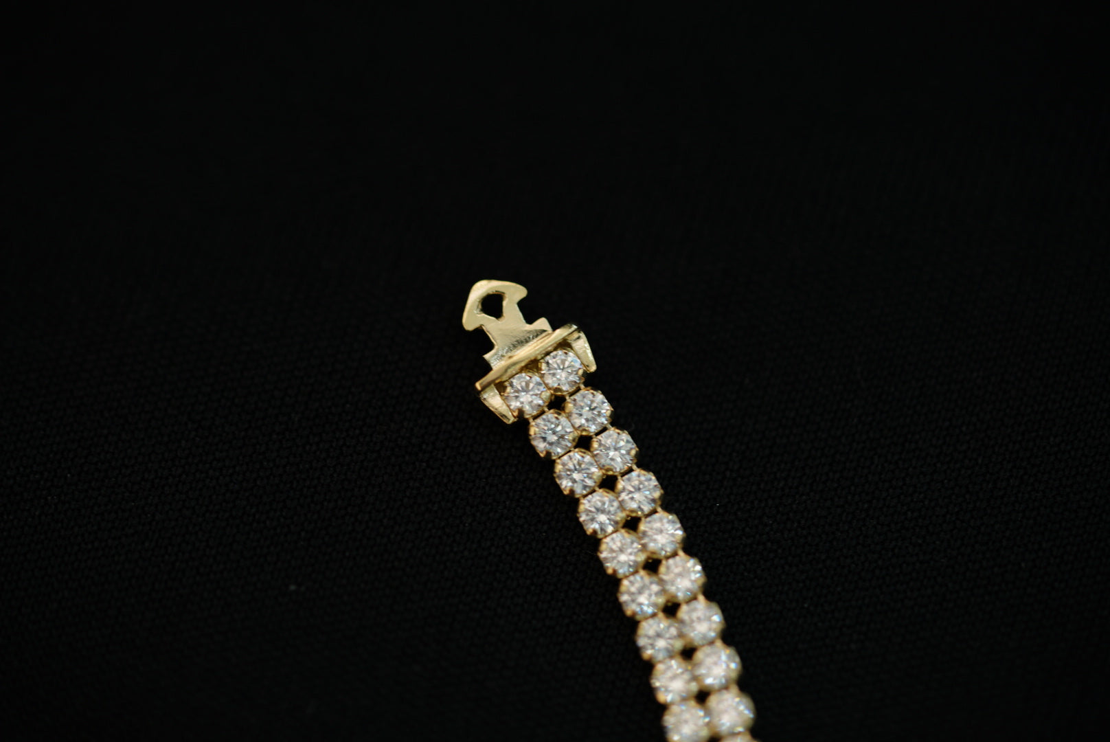 10k Crystal with Box Closure Bracelet
