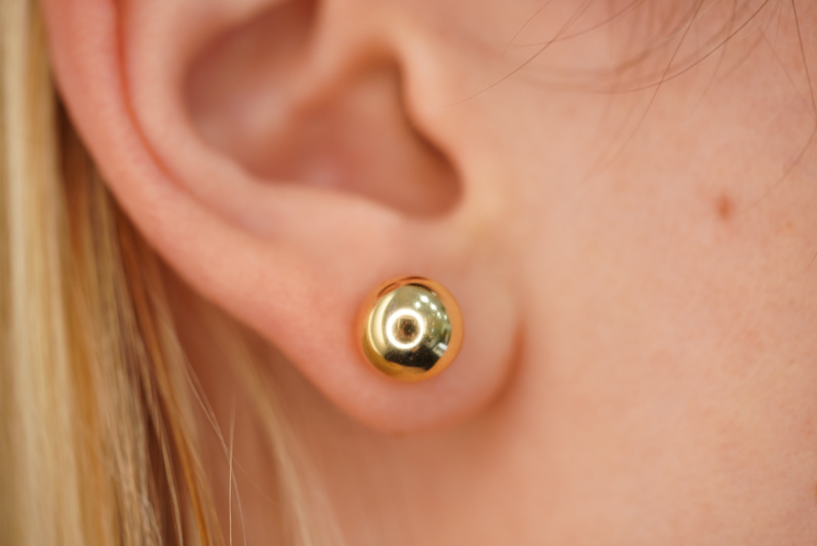 14KT Circle Ball Earring