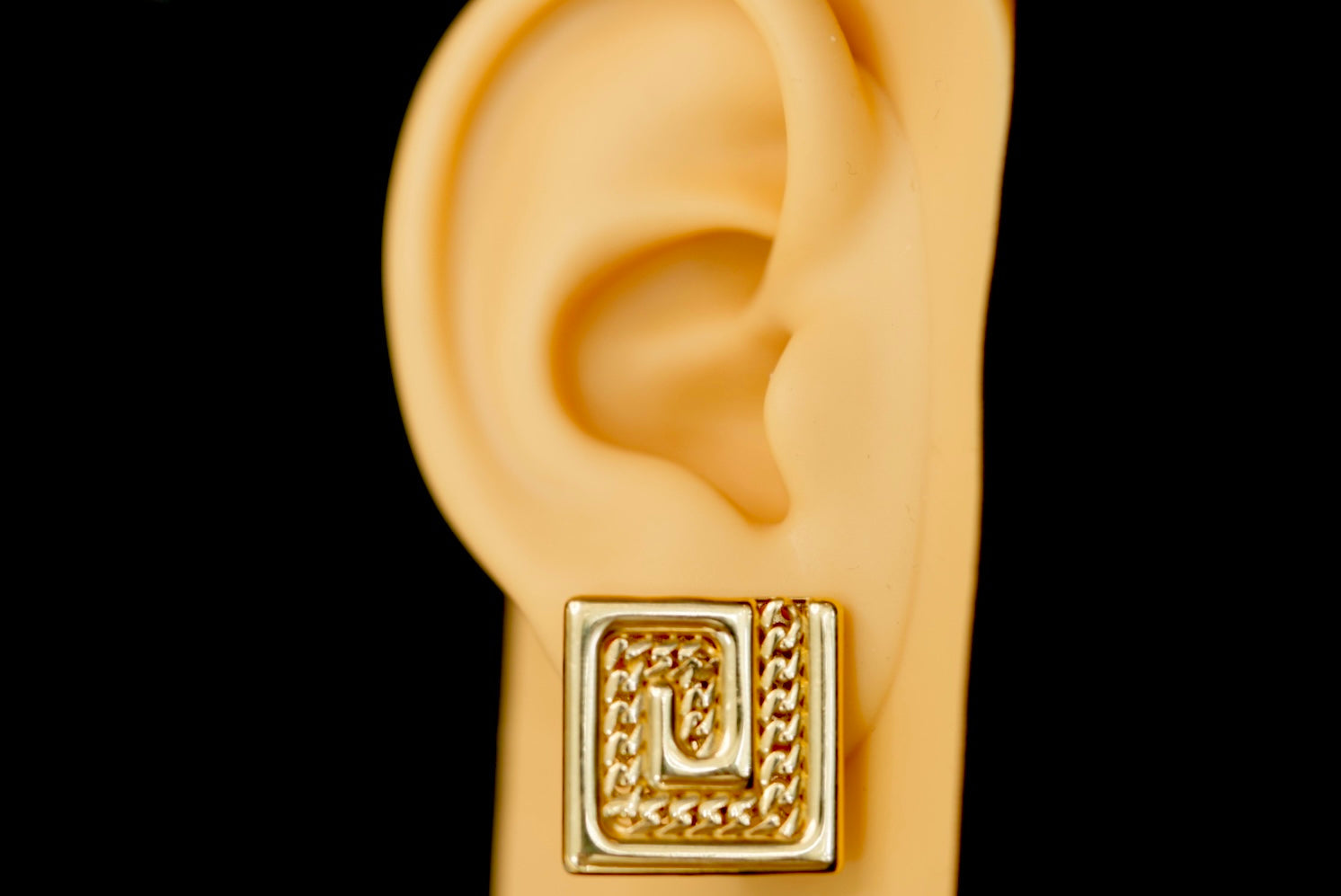 14k Square Greek Design Earring