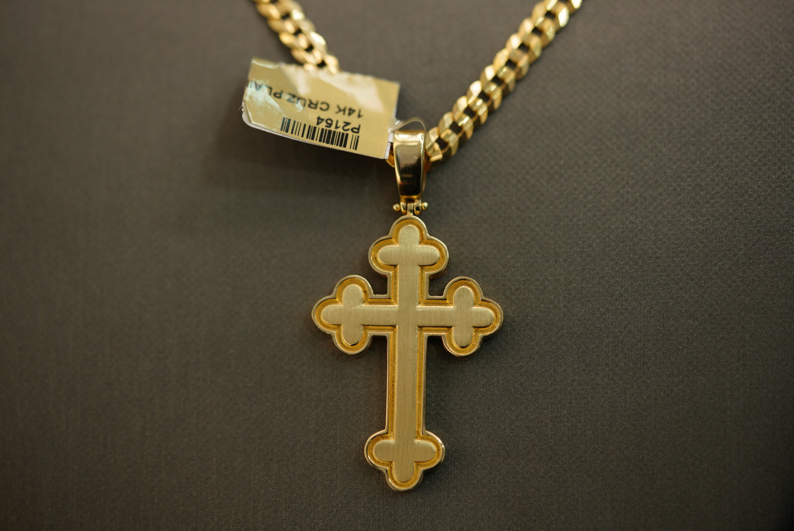 14k Antique Style Outlined Cross Pendant