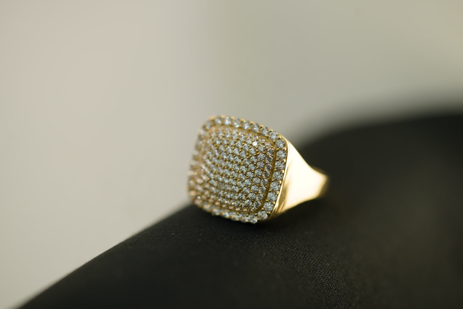 10k Rectangular Crystals Ring